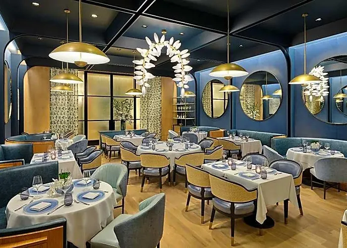 The Crescent Hotel, Worth 5* Fort Worth
