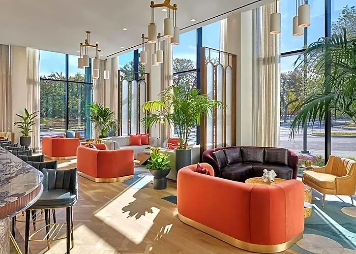 The Crescent Hotel, Worth Hotel